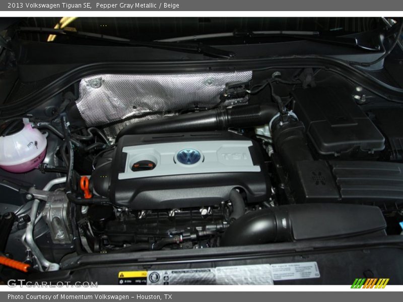 Pepper Gray Metallic / Beige 2013 Volkswagen Tiguan SE