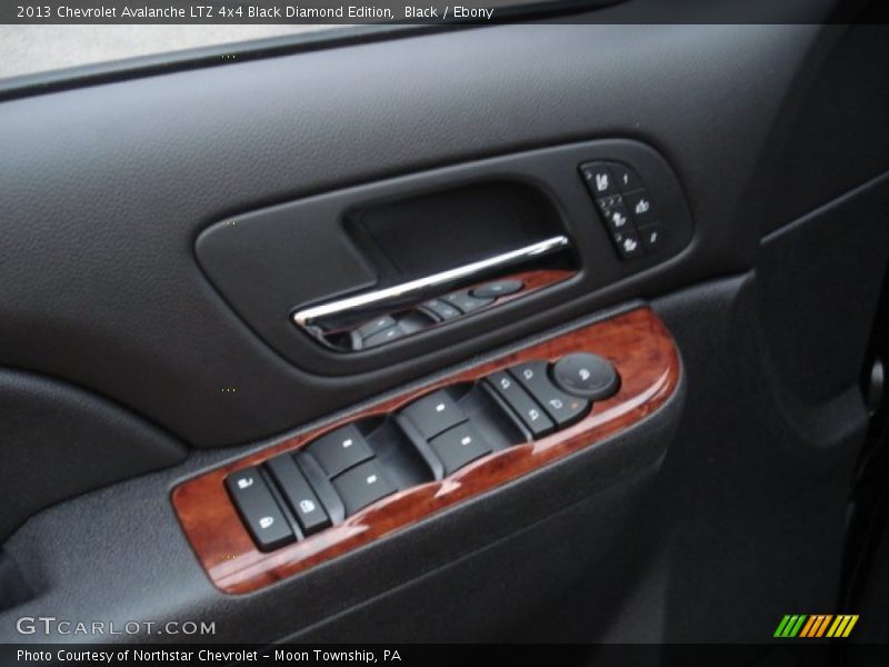 Black / Ebony 2013 Chevrolet Avalanche LTZ 4x4 Black Diamond Edition