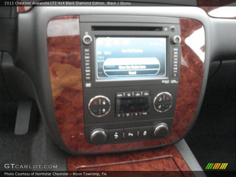 Black / Ebony 2013 Chevrolet Avalanche LTZ 4x4 Black Diamond Edition