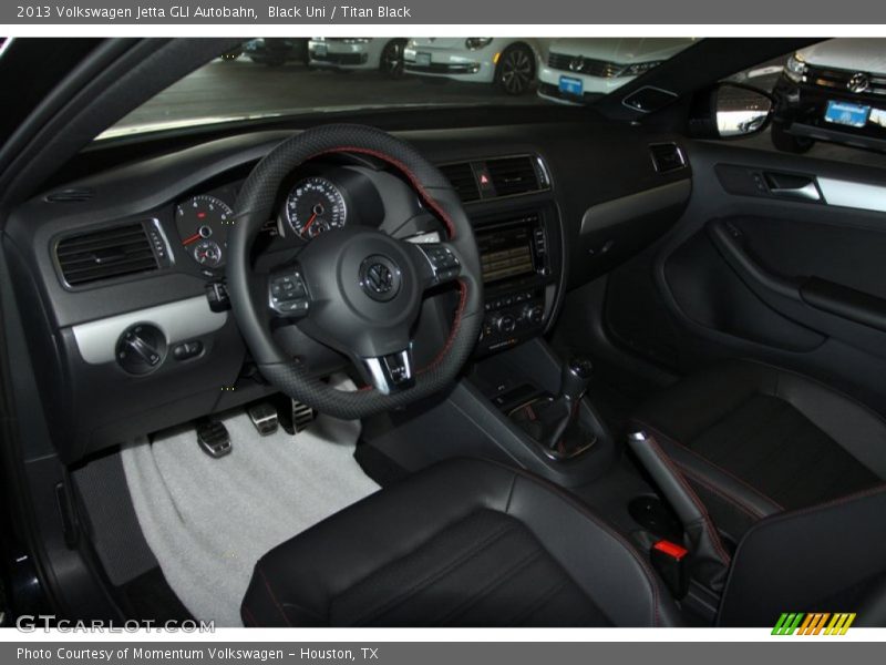 Black Uni / Titan Black 2013 Volkswagen Jetta GLI Autobahn