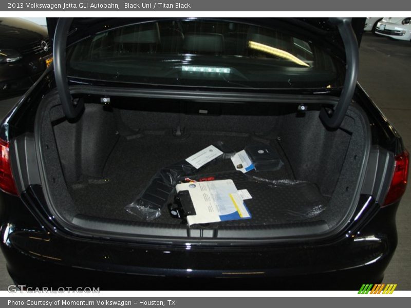 Black Uni / Titan Black 2013 Volkswagen Jetta GLI Autobahn
