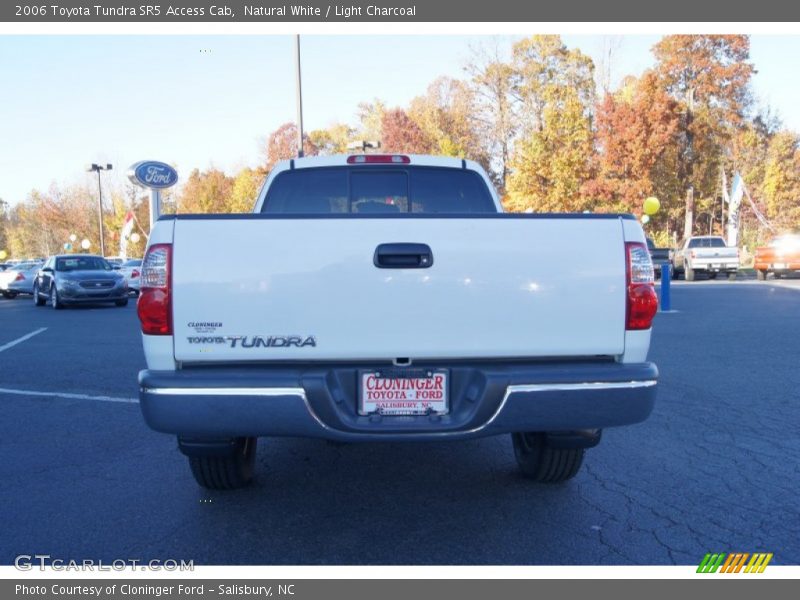 Natural White / Light Charcoal 2006 Toyota Tundra SR5 Access Cab