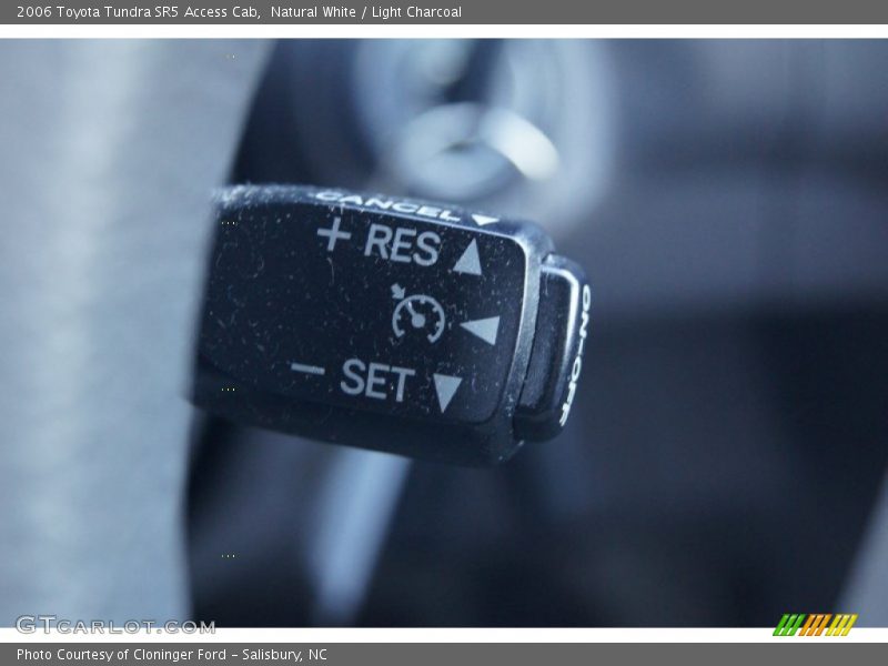 Natural White / Light Charcoal 2006 Toyota Tundra SR5 Access Cab