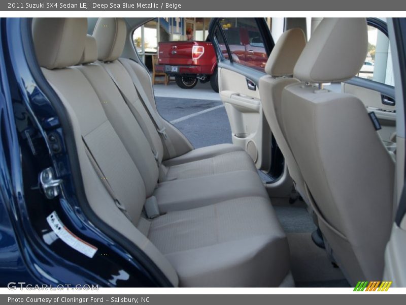 Rear Seat of 2011 SX4 Sedan LE