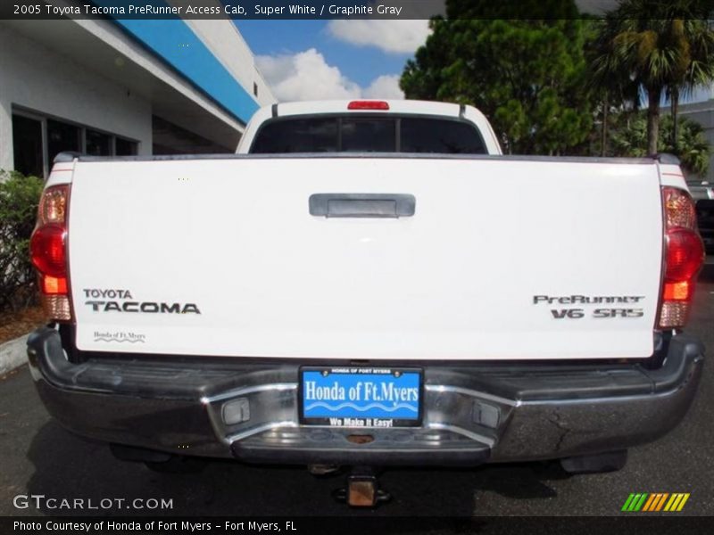Super White / Graphite Gray 2005 Toyota Tacoma PreRunner Access Cab