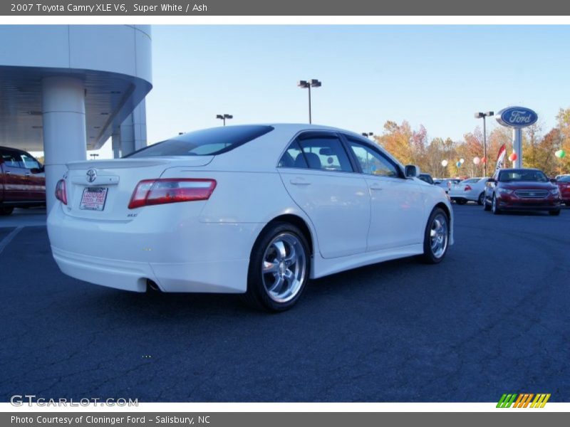 Super White / Ash 2007 Toyota Camry XLE V6