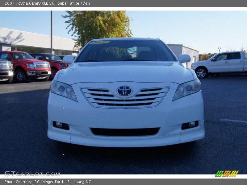 Super White / Ash 2007 Toyota Camry XLE V6