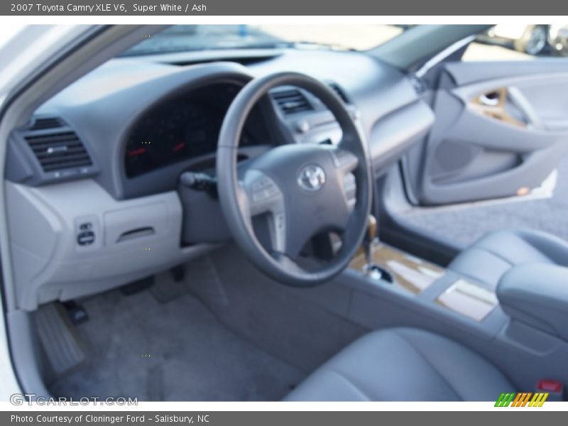Super White / Ash 2007 Toyota Camry XLE V6