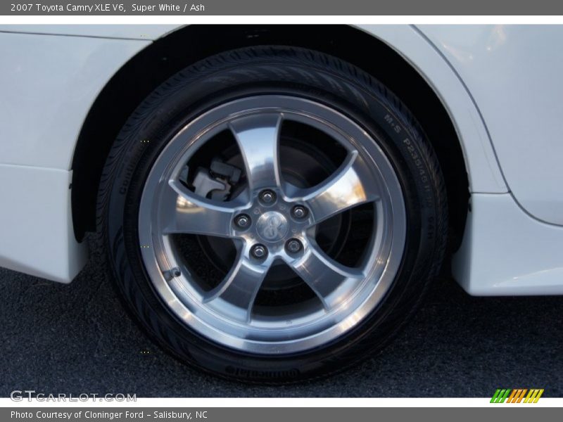 Super White / Ash 2007 Toyota Camry XLE V6