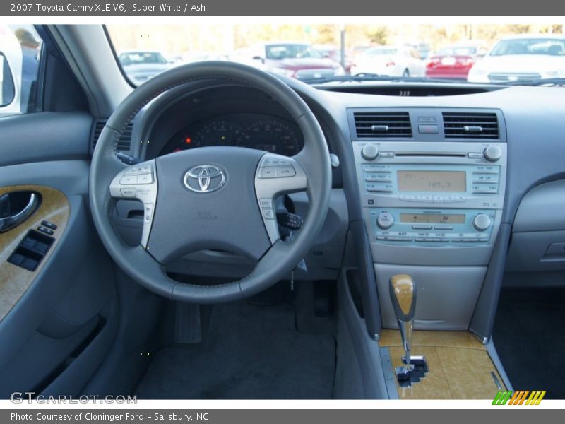 Super White / Ash 2007 Toyota Camry XLE V6