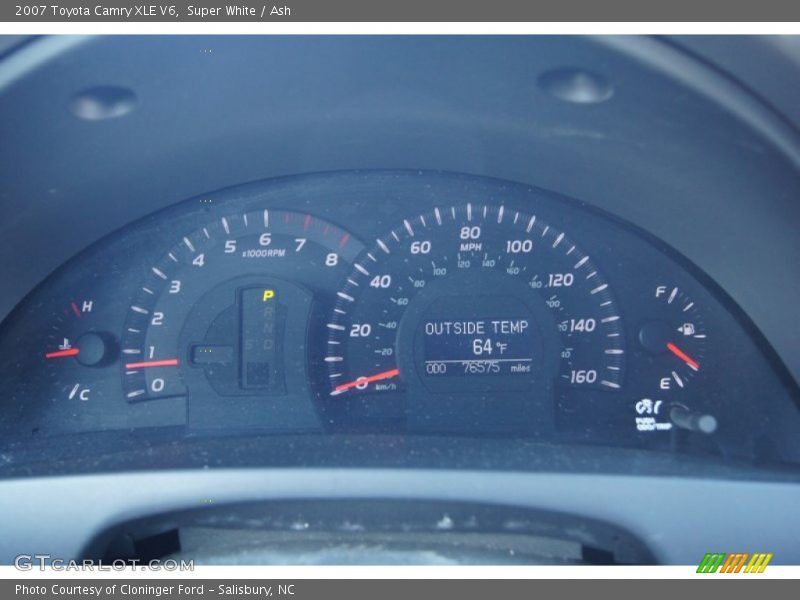 Super White / Ash 2007 Toyota Camry XLE V6