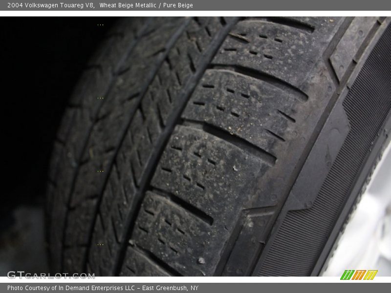 Wheat Beige Metallic / Pure Beige 2004 Volkswagen Touareg V8