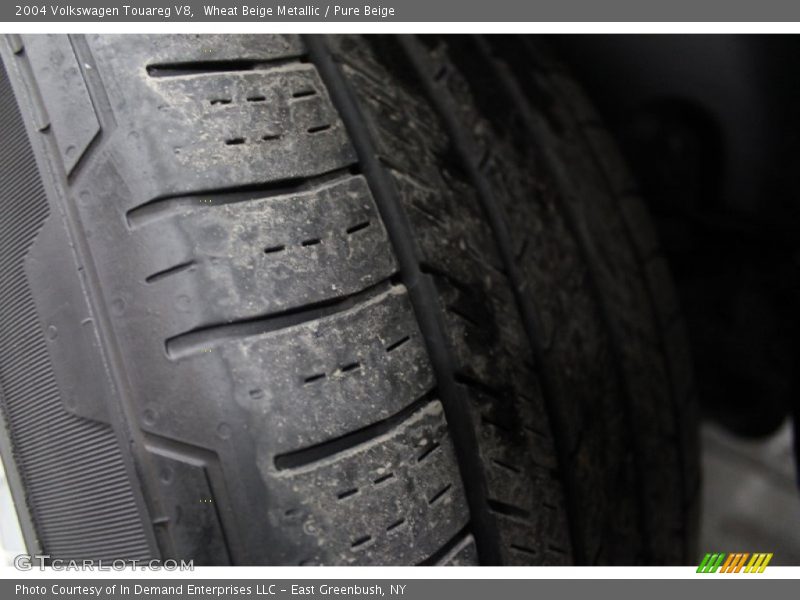 Wheat Beige Metallic / Pure Beige 2004 Volkswagen Touareg V8