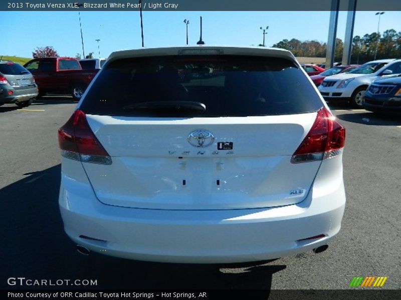Blizzard White Pearl / Light Gray 2013 Toyota Venza XLE
