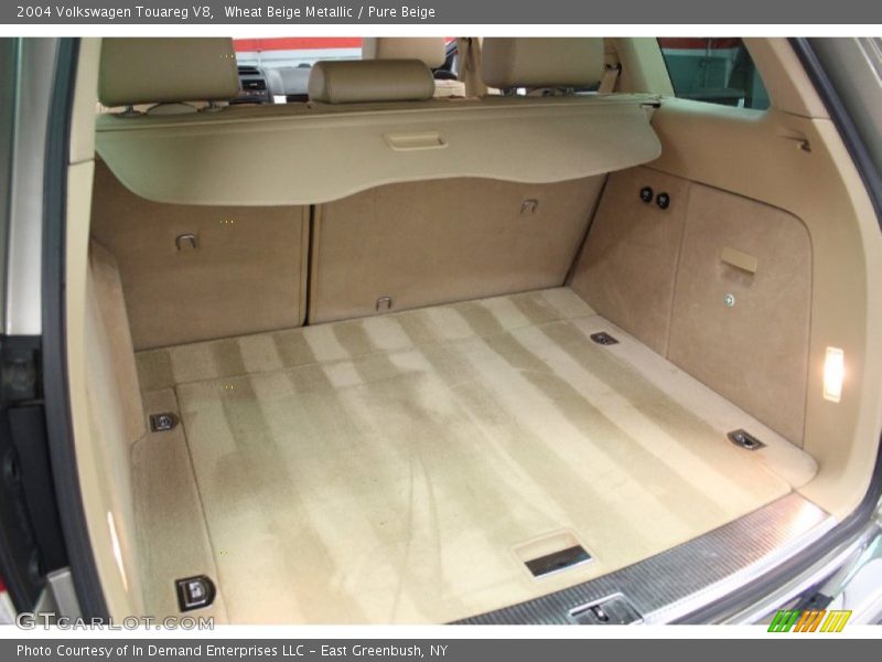Wheat Beige Metallic / Pure Beige 2004 Volkswagen Touareg V8