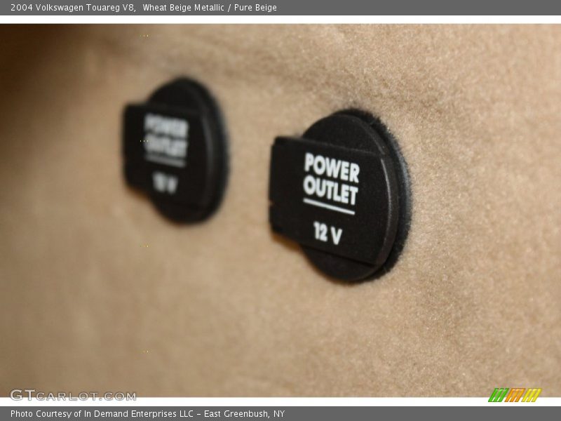 Wheat Beige Metallic / Pure Beige 2004 Volkswagen Touareg V8
