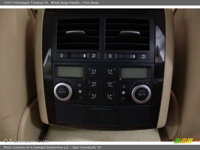 Wheat Beige Metallic / Pure Beige 2004 Volkswagen Touareg V8
