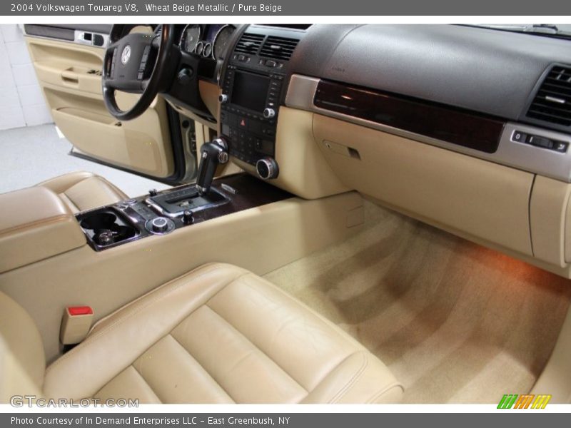 Wheat Beige Metallic / Pure Beige 2004 Volkswagen Touareg V8