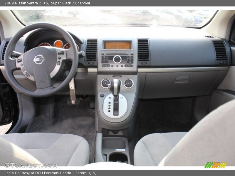 Super Black / Charcoal 2009 Nissan Sentra 2.0 S