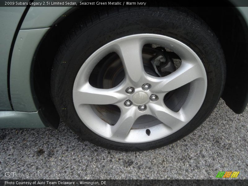Seacrest Green Metallic / Warm Ivory 2009 Subaru Legacy 2.5i Limited Sedan