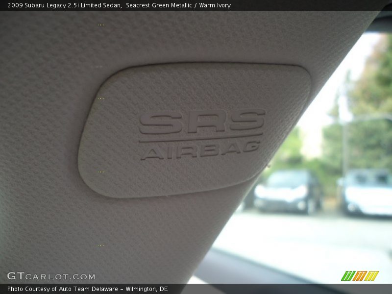 Seacrest Green Metallic / Warm Ivory 2009 Subaru Legacy 2.5i Limited Sedan