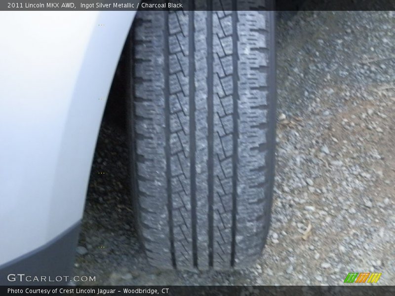 Ingot Silver Metallic / Charcoal Black 2011 Lincoln MKX AWD