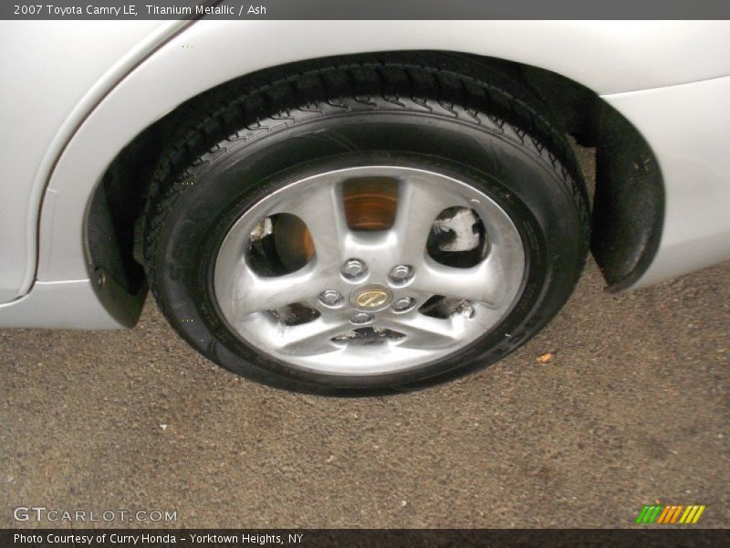 Titanium Metallic / Ash 2007 Toyota Camry LE
