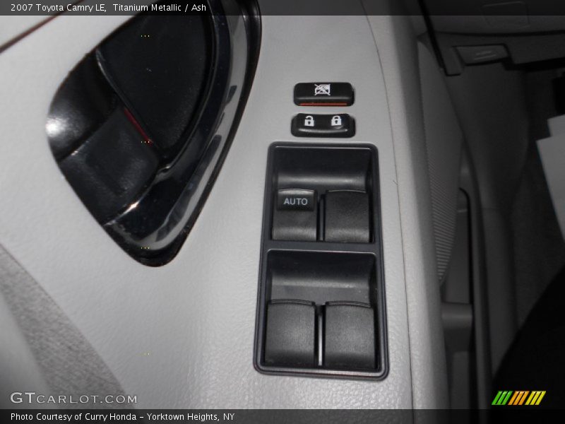 Titanium Metallic / Ash 2007 Toyota Camry LE