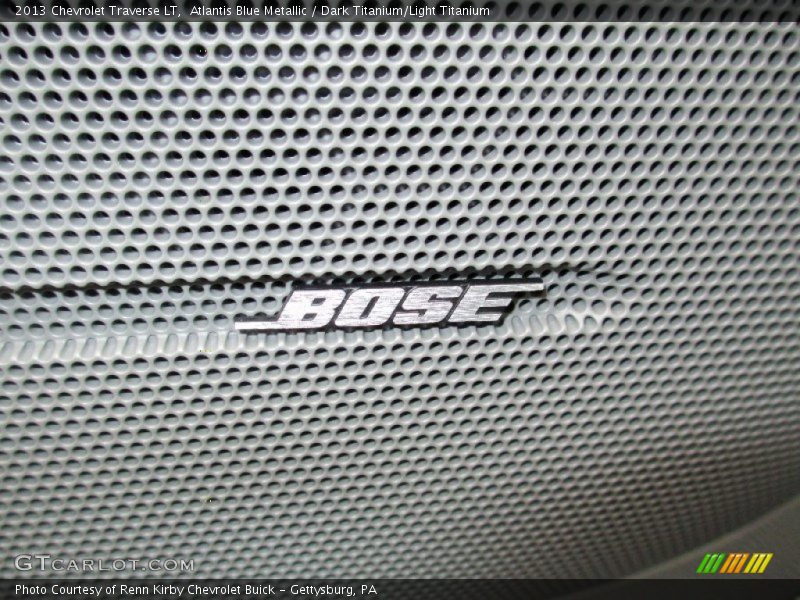 Atlantis Blue Metallic / Dark Titanium/Light Titanium 2013 Chevrolet Traverse LT