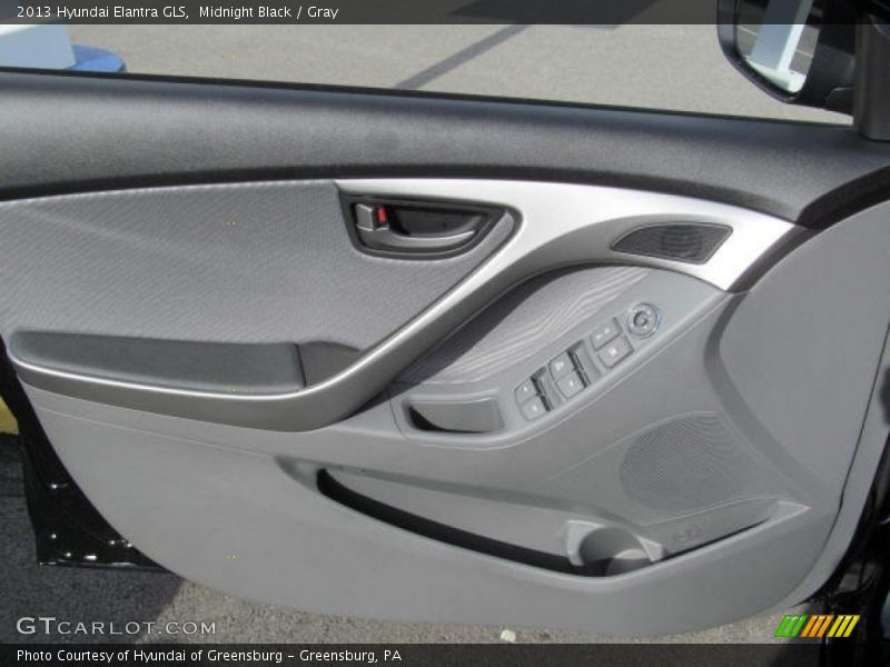 Midnight Black / Gray 2013 Hyundai Elantra GLS