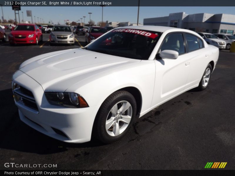 Bright White / Black/Light Frost Beige 2012 Dodge Charger SE