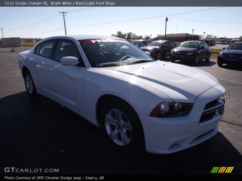 Bright White / Black/Light Frost Beige 2012 Dodge Charger SE