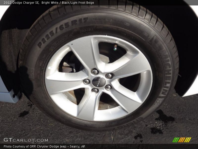 Bright White / Black/Light Frost Beige 2012 Dodge Charger SE