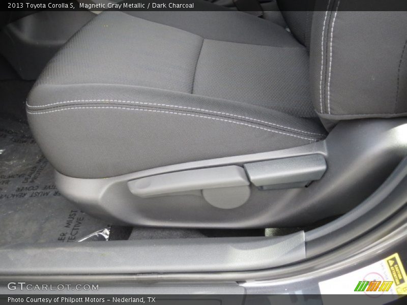 Magnetic Gray Metallic / Dark Charcoal 2013 Toyota Corolla S