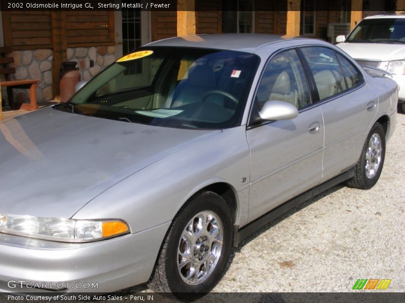 Sterling Metallic / Pewter 2002 Oldsmobile Intrigue GL