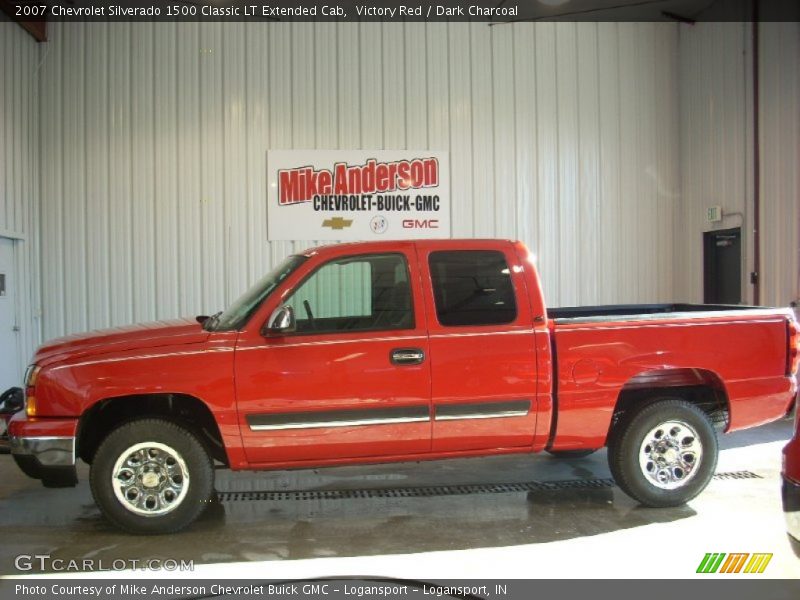 Victory Red / Dark Charcoal 2007 Chevrolet Silverado 1500 Classic LT Extended Cab