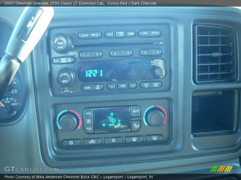 Victory Red / Dark Charcoal 2007 Chevrolet Silverado 1500 Classic LT Extended Cab