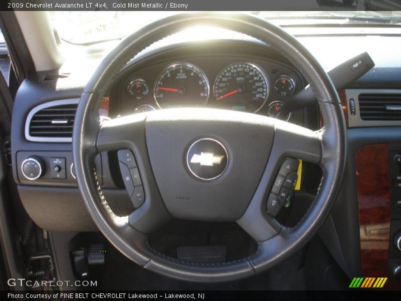 Gold Mist Metallic / Ebony 2009 Chevrolet Avalanche LT 4x4