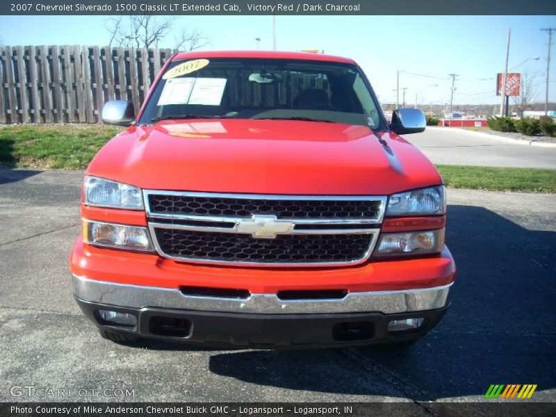 Victory Red / Dark Charcoal 2007 Chevrolet Silverado 1500 Classic LT Extended Cab