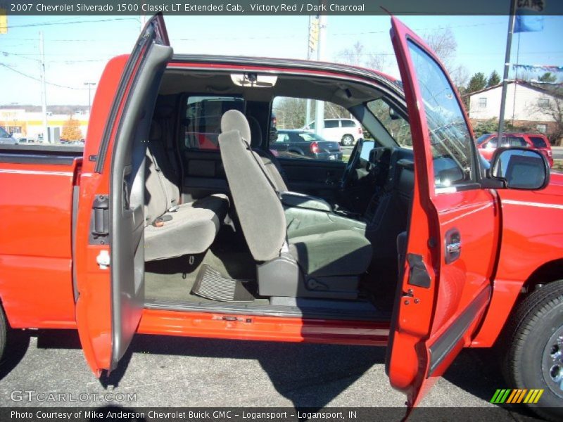 Victory Red / Dark Charcoal 2007 Chevrolet Silverado 1500 Classic LT Extended Cab