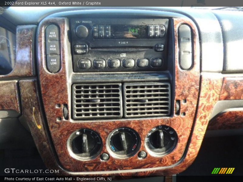 Oxford White / Graphite 2002 Ford Explorer XLS 4x4
