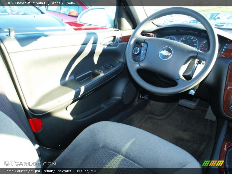 White / Ebony 2009 Chevrolet Impala LT