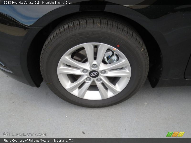 Midnight Black / Gray 2013 Hyundai Sonata GLS