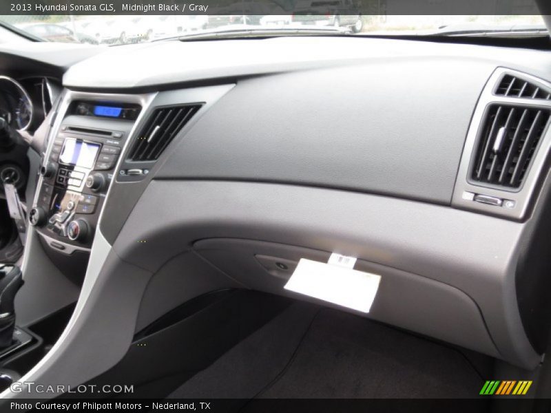 Midnight Black / Gray 2013 Hyundai Sonata GLS