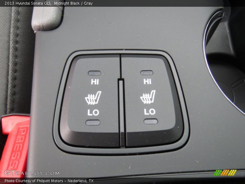 Midnight Black / Gray 2013 Hyundai Sonata GLS