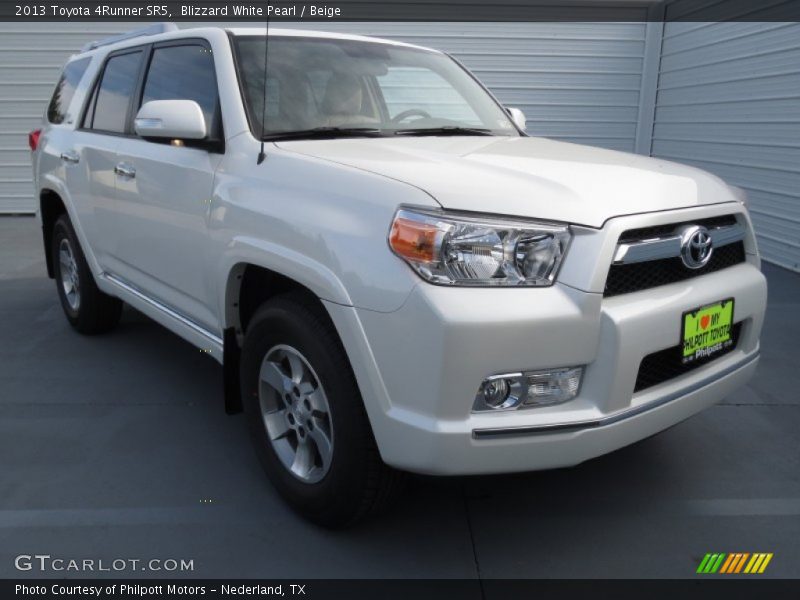 Blizzard White Pearl / Beige 2013 Toyota 4Runner SR5