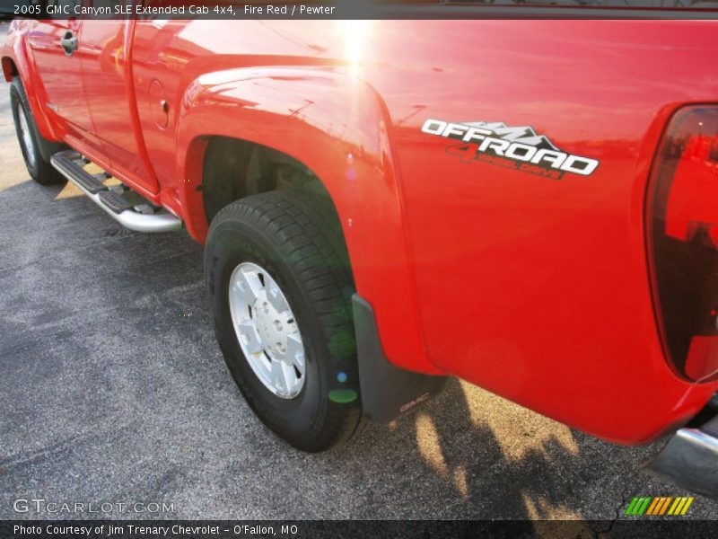 Fire Red / Pewter 2005 GMC Canyon SLE Extended Cab 4x4