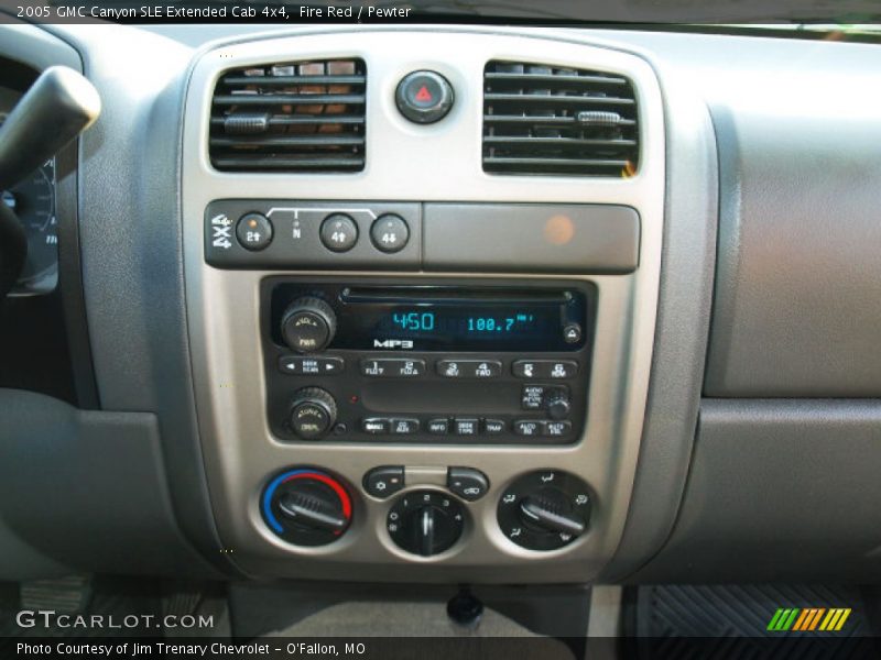 Fire Red / Pewter 2005 GMC Canyon SLE Extended Cab 4x4