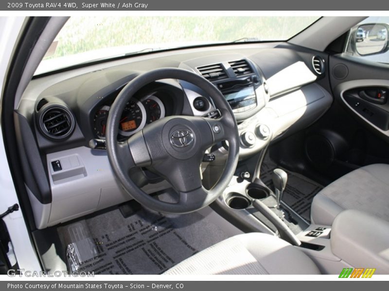 Super White / Ash Gray 2009 Toyota RAV4 4WD