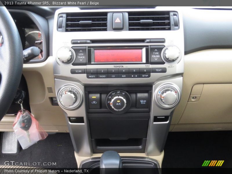 Blizzard White Pearl / Beige 2013 Toyota 4Runner SR5